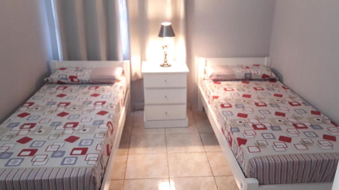 En Familia Villa Puerto Iguazú Eksteriør billede