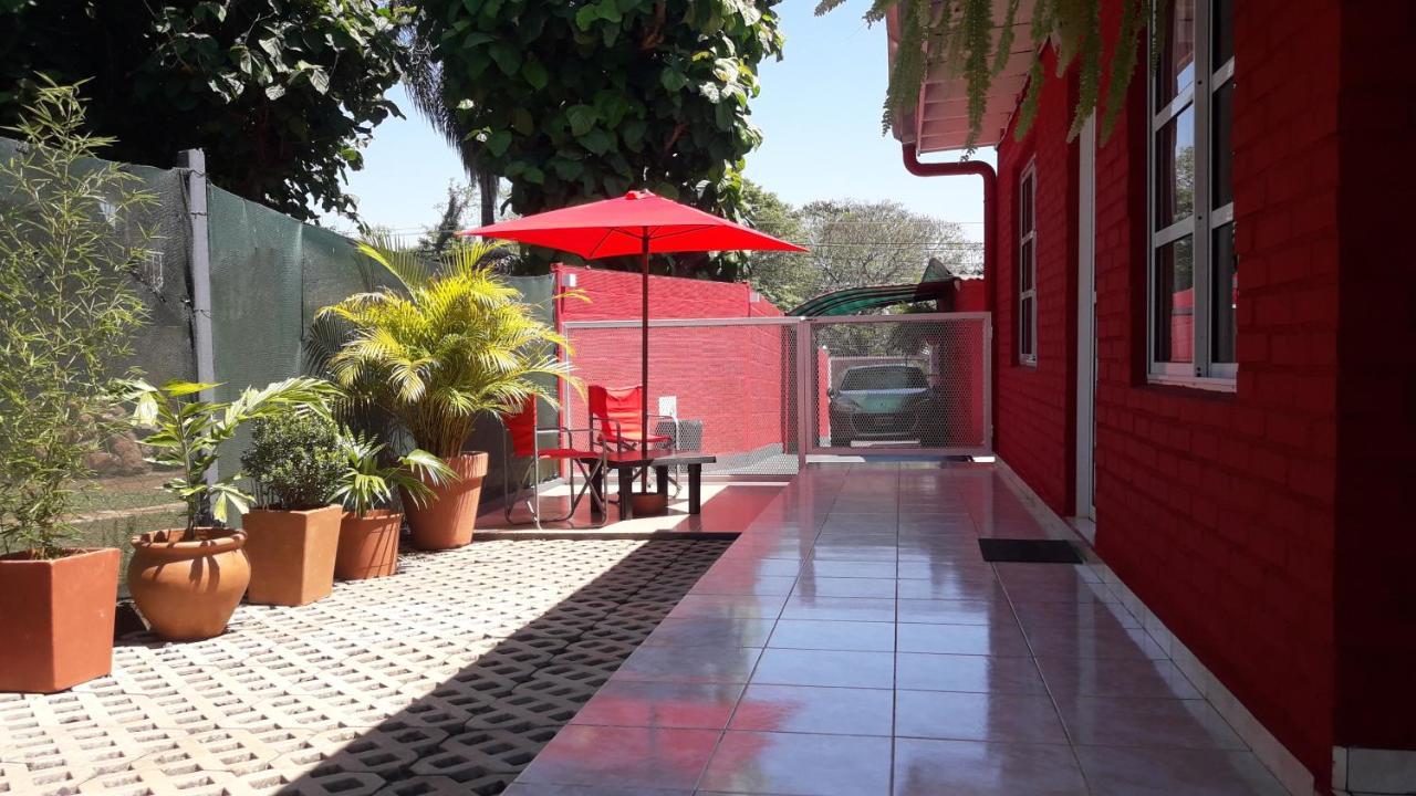 En Familia Villa Puerto Iguazú Eksteriør billede